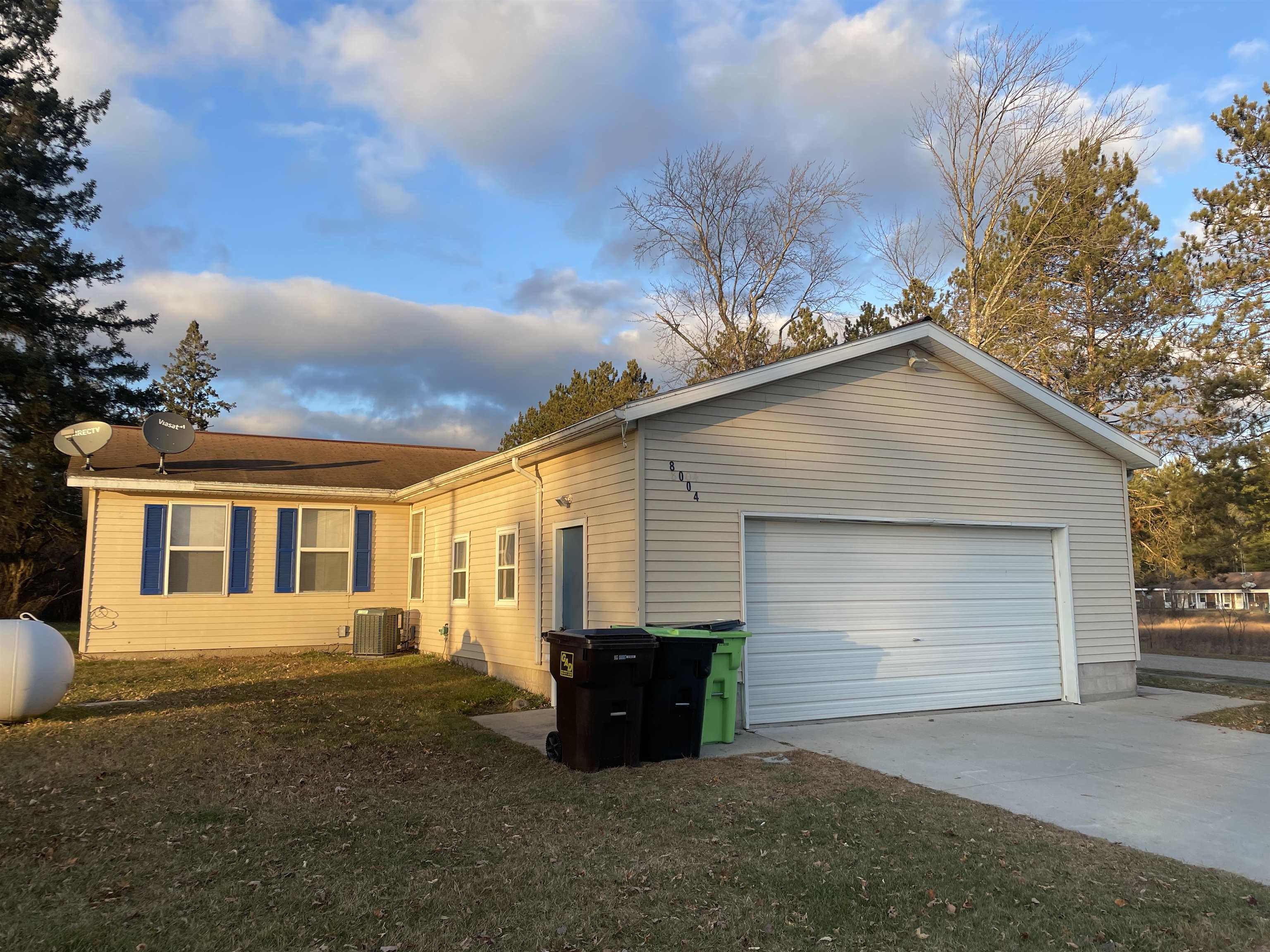 N15033 Dutton Road Amberg, WI 54102 - Photo 19 of 20