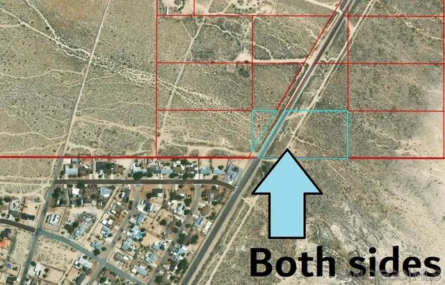 a picture of a tree in front of a house