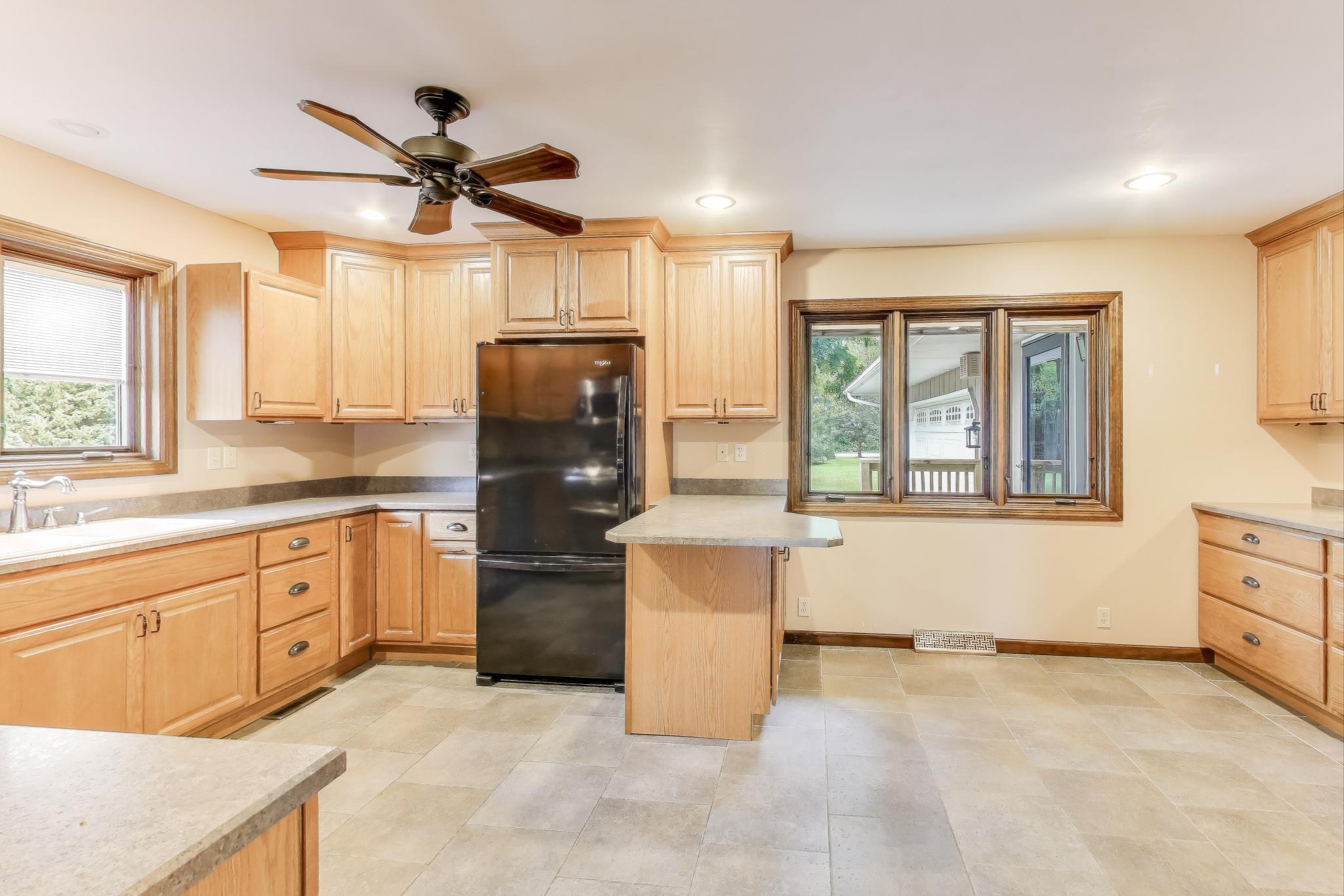 505 East Burdick Road Chesterton, IN 46304 - Photo 13 of 75 2048x1366