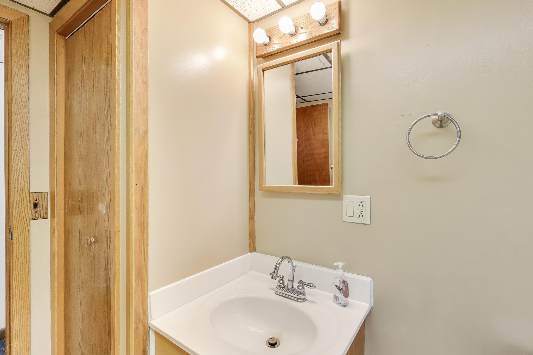 505 East Burdick Road Chesterton, IN 46304 - Photo 41 of 75 2048x1364
