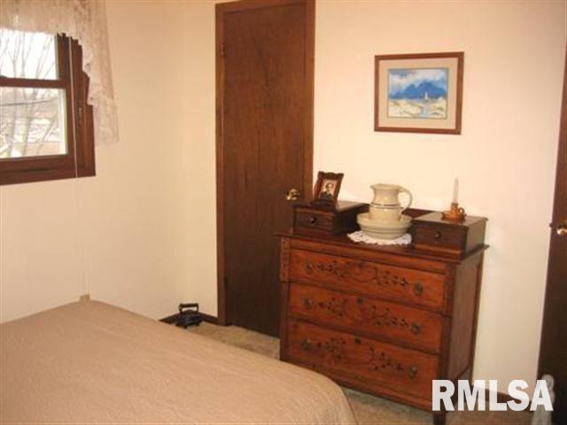 3106 Maplecrest Road Bettendorf, IA 52722 - Photo 11 of 22