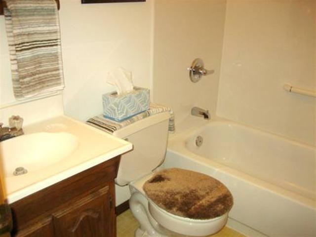 3106 Maplecrest Road Bettendorf, IA 52722 - Photo 21 of 22