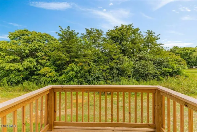 $1,995 | 546 Gray Station Road, Johnson City, TN 37615