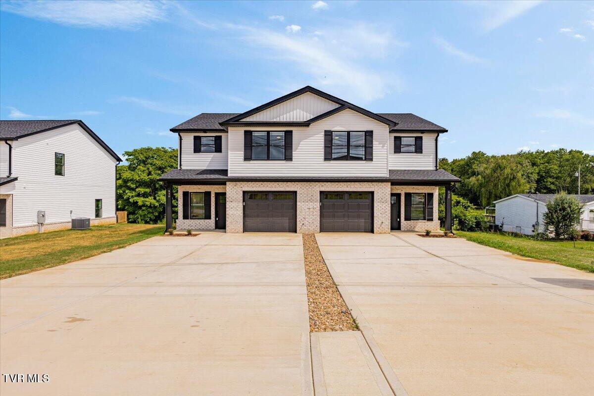 546 Gray Station Road Johnson City, TN 37615 - Photo 2 of 19 03-128A4778