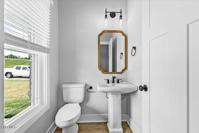 $1,995 | 546 Gray Station Road, Johnson City, TN 37615