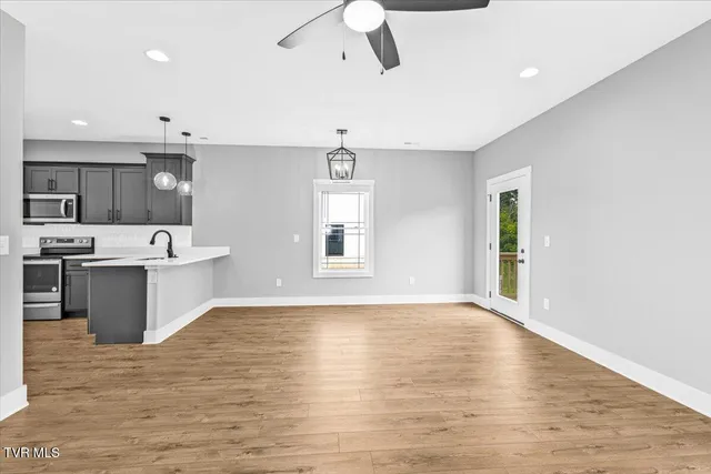 $1,995 | 546 Gray Station Road, Johnson City, TN 37615