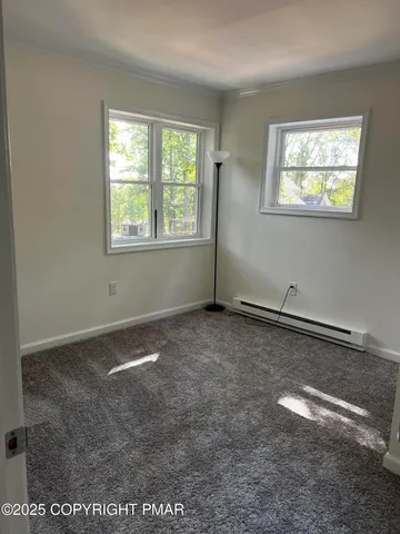 $2,200 | 105 Wills Court, Bushkill, PA 18324