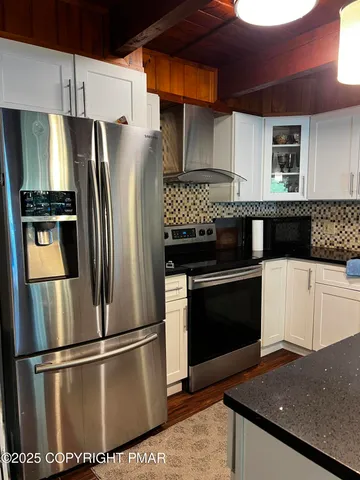 $2,200 | 105 Wills Court, Bushkill, PA 18324