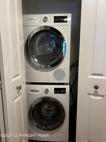 $2,200 | 105 Wills Court, Bushkill, PA 18324