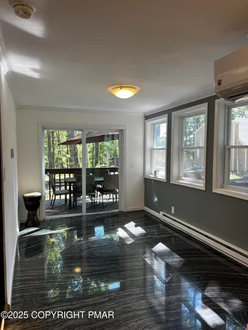 $2,200 | 105 Wills Court, Bushkill, PA 18324