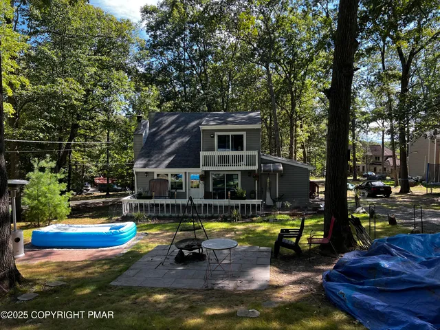 $2,200 | 105 Wills Court, Bushkill, PA 18324