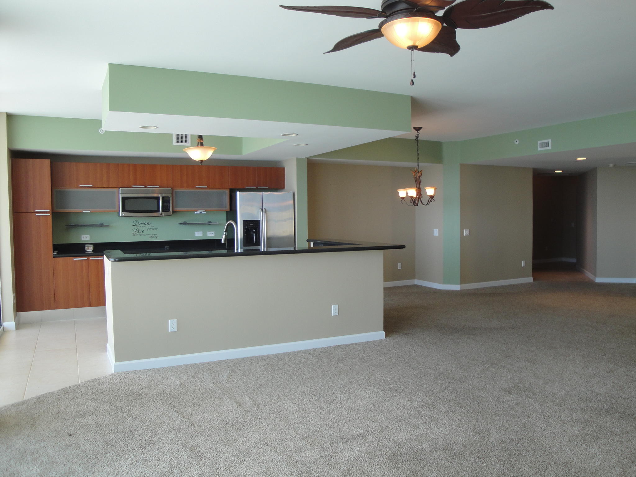 2640 Lake Shore Drive, Unit 2307 Riviera Beach, FL 33404 - Photo 23 of 77 KITCHEN+DINING ROOM (3)