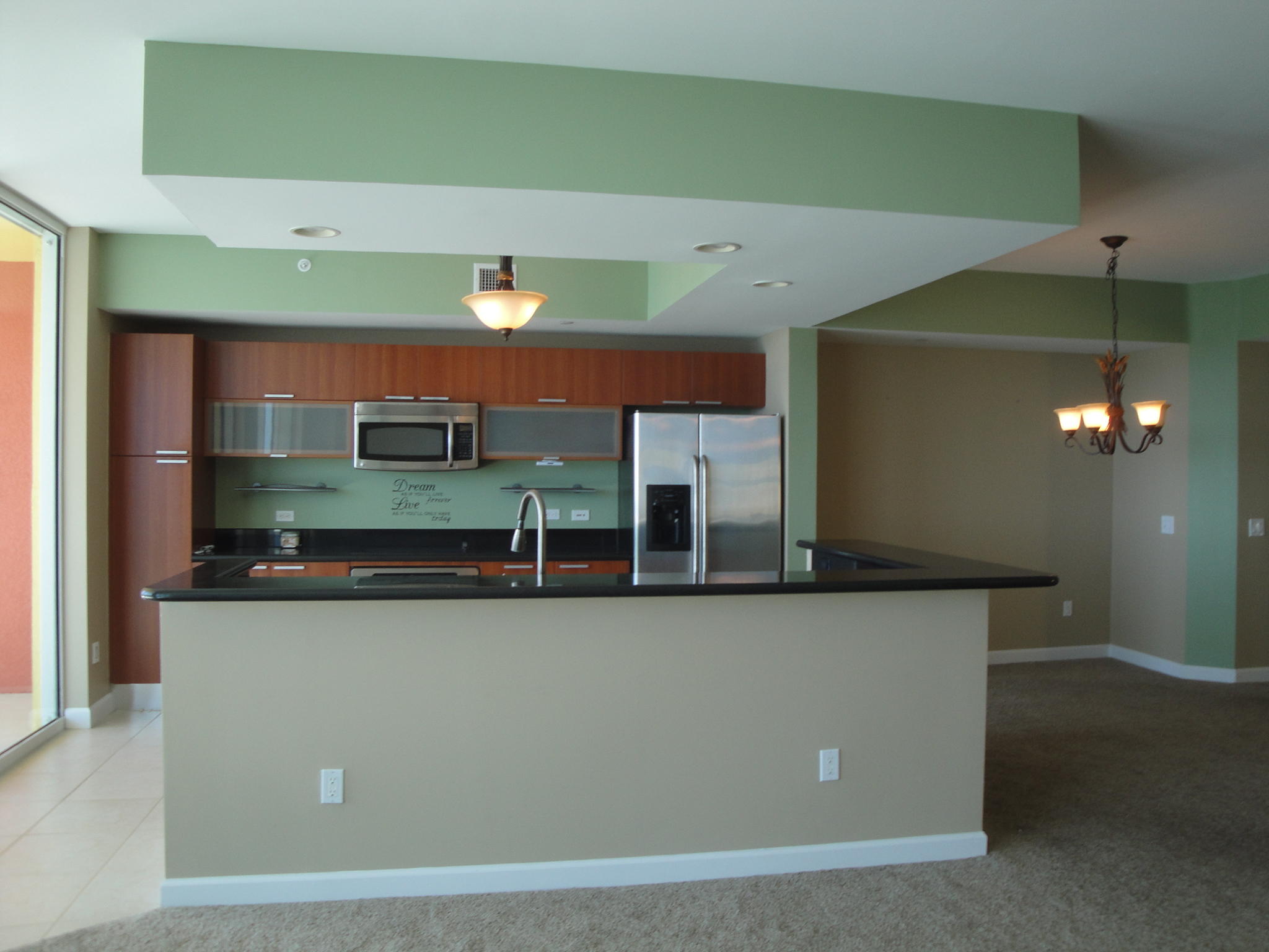 2640 Lake Shore Drive, Unit 2307 Riviera Beach, FL 33404 - Photo 24 of 77 KITCHEN+DINING ROOM (4)