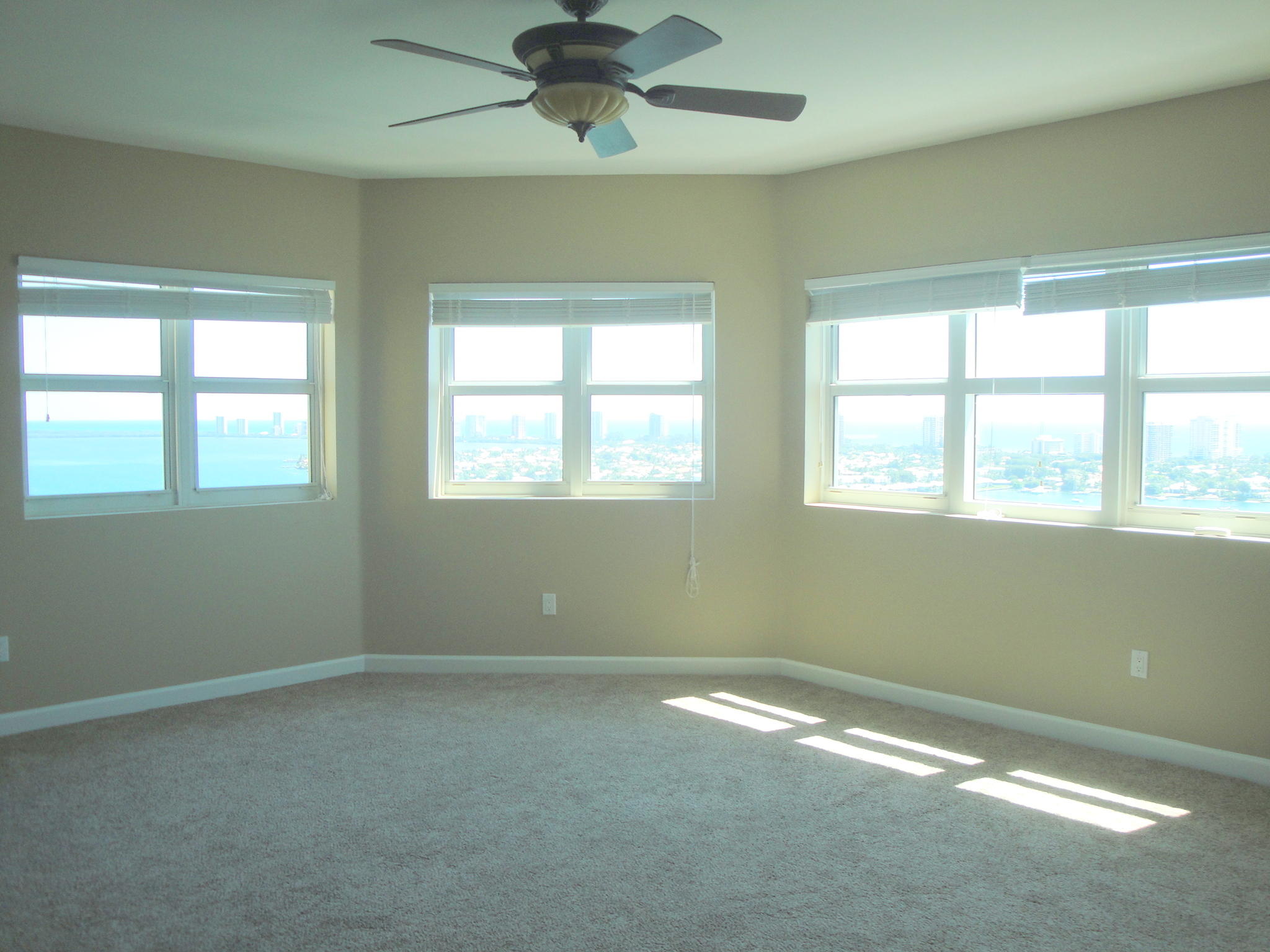 2640 Lake Shore Drive, Unit 2307 Riviera Beach, FL 33404 - Photo 48 of 77 MASTER BEDROOM (2)
