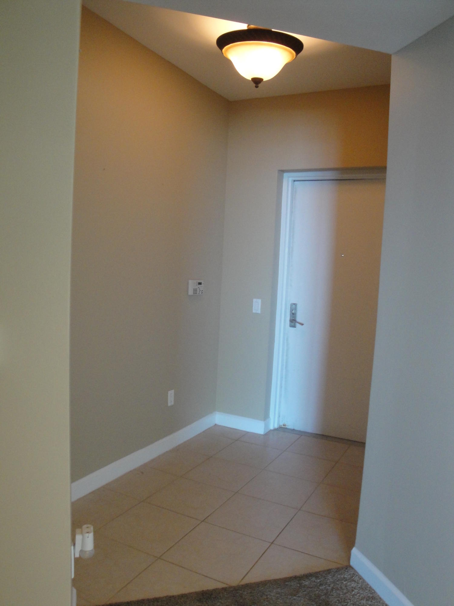2640 Lake Shore Drive, Unit 2307 Riviera Beach, FL 33404 - Photo 10 of 77 ENTRY WAY HALL (3)