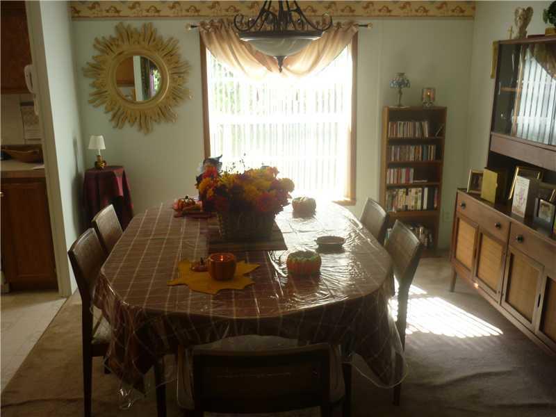 202 Falcon Lane Apollo, PA 15613 - Photo 5 of 14 Dining Room.