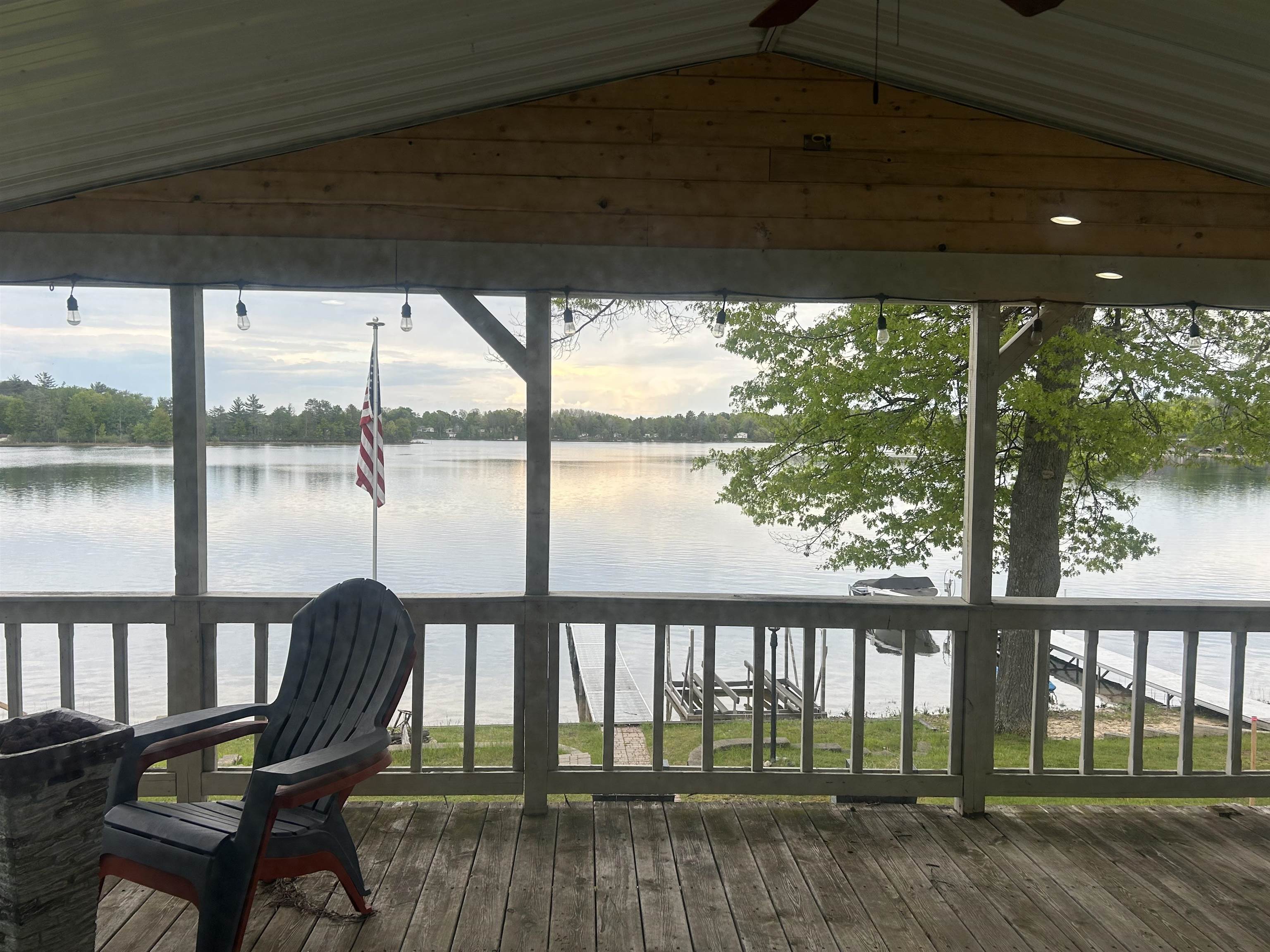 1750 West Pratt Lake Road Gladwin, MI 48624 - Photo 2 of 21