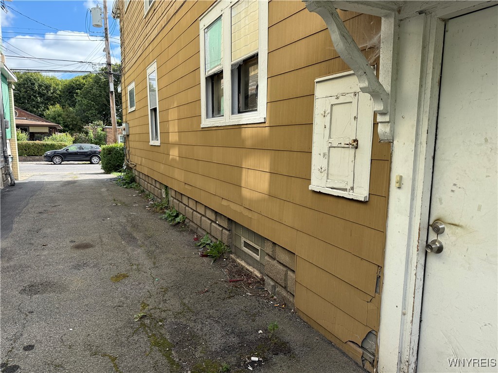 830 17th Street Niagara Falls, NY 14301 - Photo 18 of 18