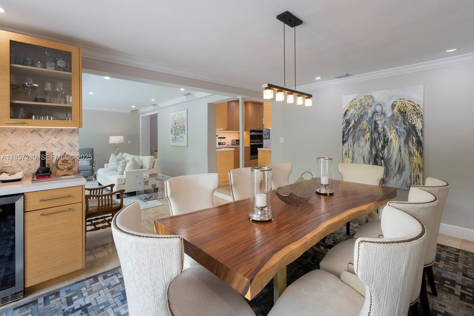 677 Hampton Lane Key Biscayne, FL 33149 - Photo 14 of 30 Gallery Image 14