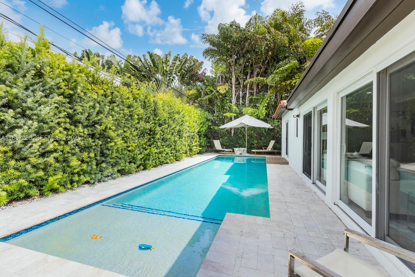 677 Hampton Lane Key Biscayne, FL 33149 - Photo 29 of 30 Gallery Image 29