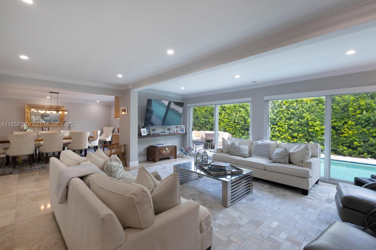 677 Hampton Lane Key Biscayne, FL 33149 - Photo 7 of 30 Gallery Image 7