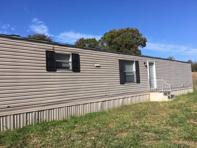 221 Cox Road Loudon, TN 37774 - Photo 2 of 18 Gallery Image 2