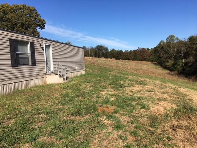221 Cox Road Loudon, TN 37774 - Photo 3 of 18 Gallery Image 3