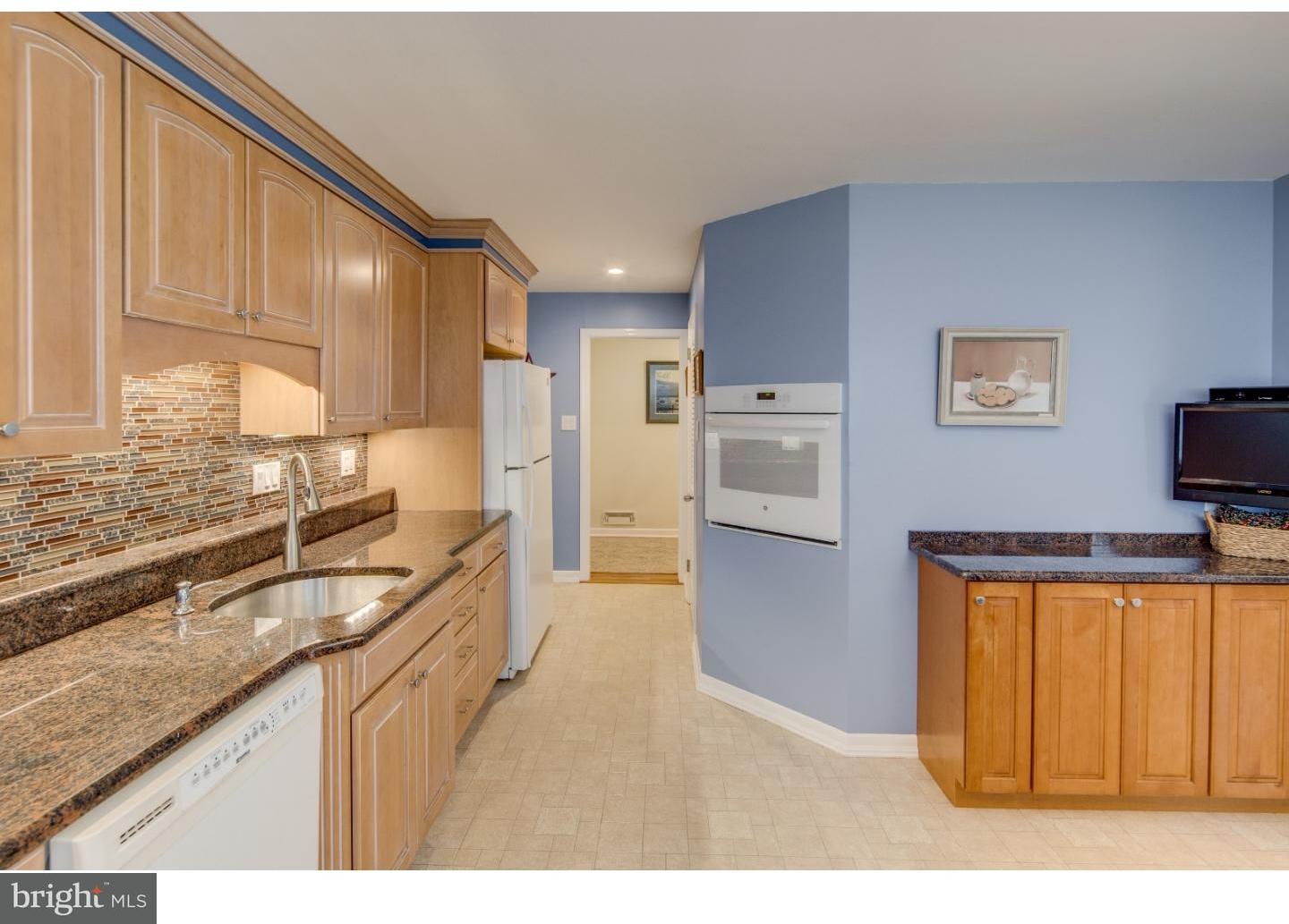 505 Covered Bridge Road Cherry Hill, NJ 08034 - Photo 10 of 25