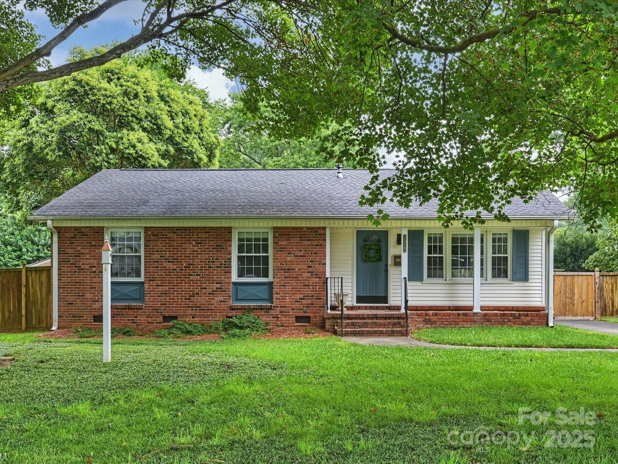 5923 Brookhaven Road Charlotte, NC 28210 - Photo 2 of 32 Gallery Image 2