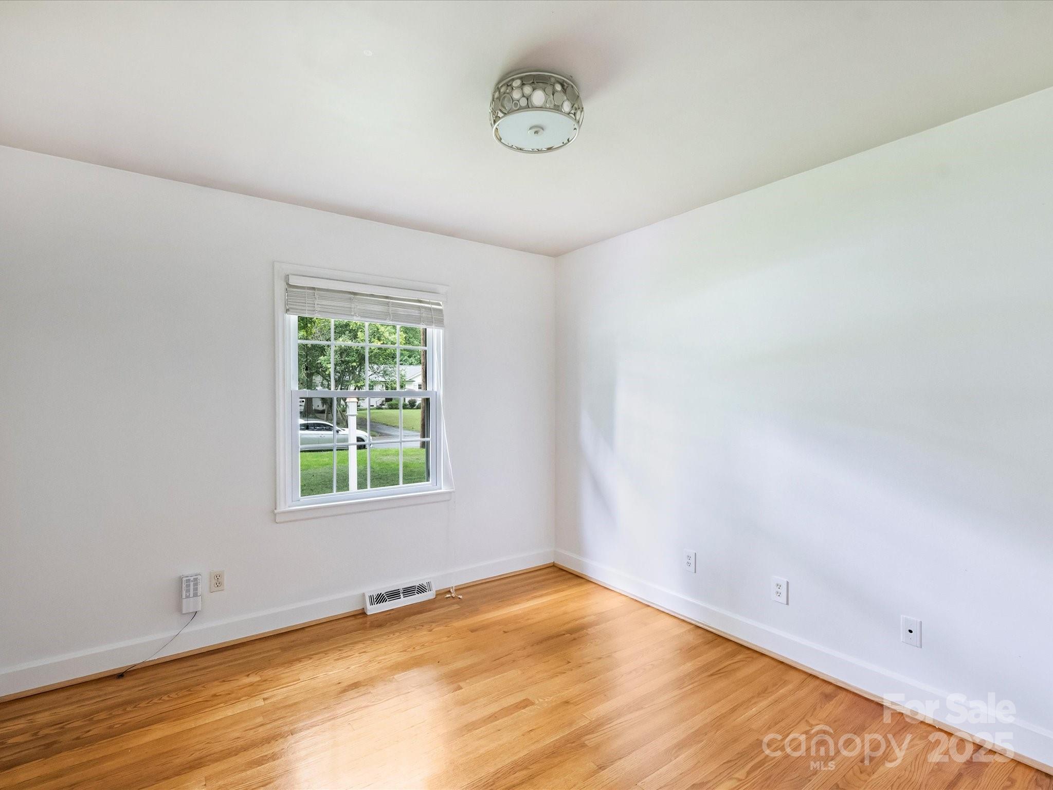 5923 Brookhaven Road Charlotte, NC 28210 - Photo 21 of 32 Gallery Image 21