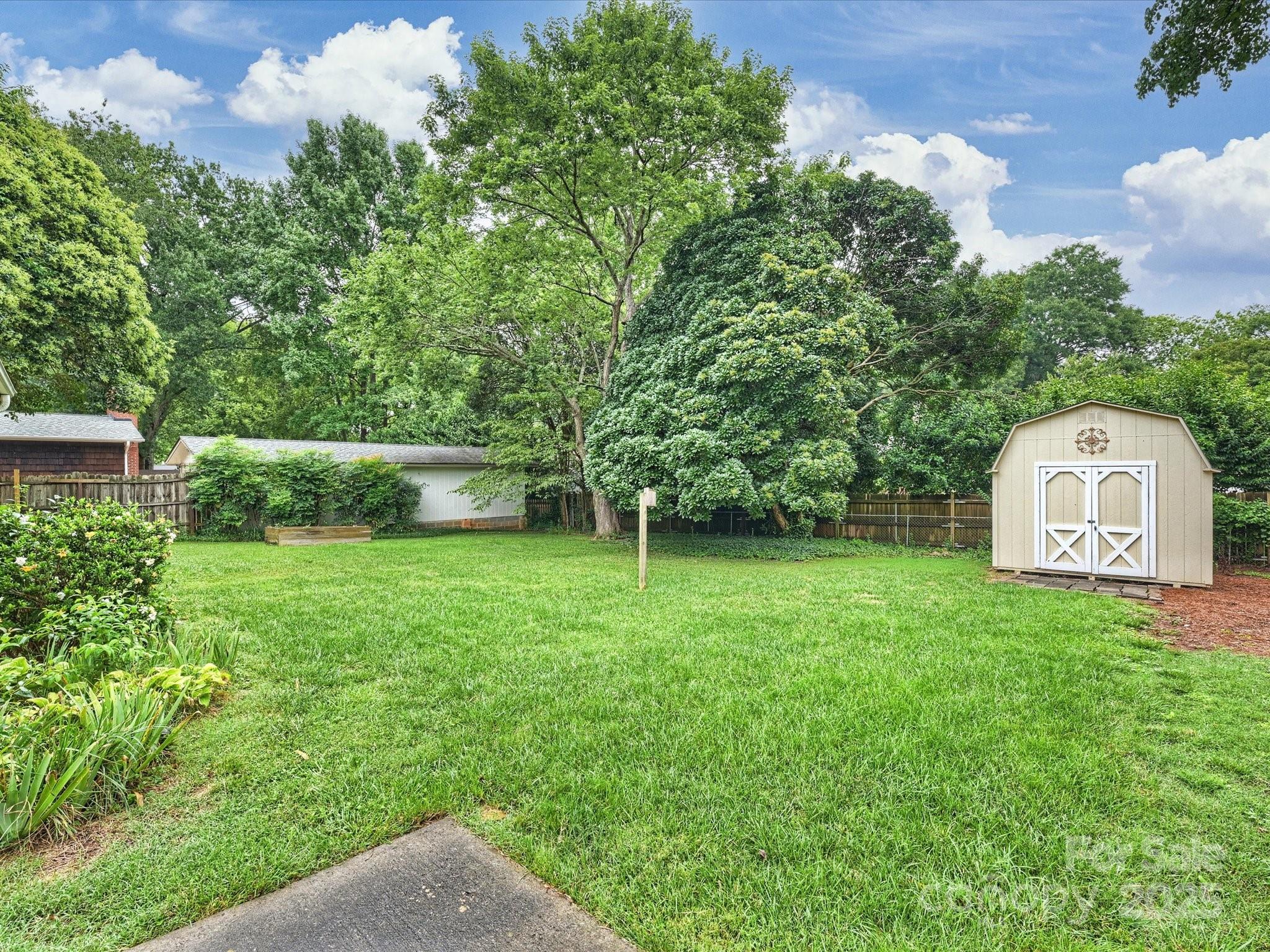 5923 Brookhaven Road Charlotte, NC 28210 - Photo 25 of 32 Gallery Image 25