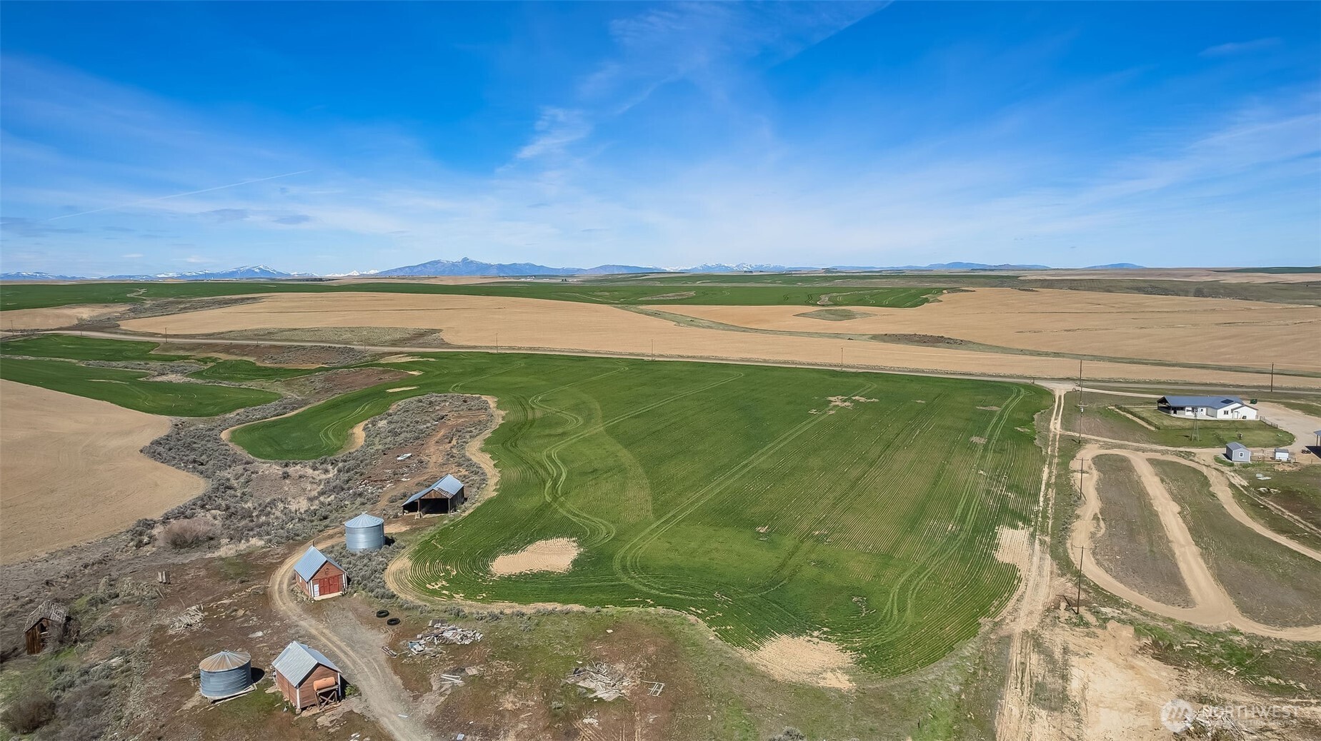 0 Nna Waterville, WA 98858 - Photo 13 of 20 a view of a lake from a yard