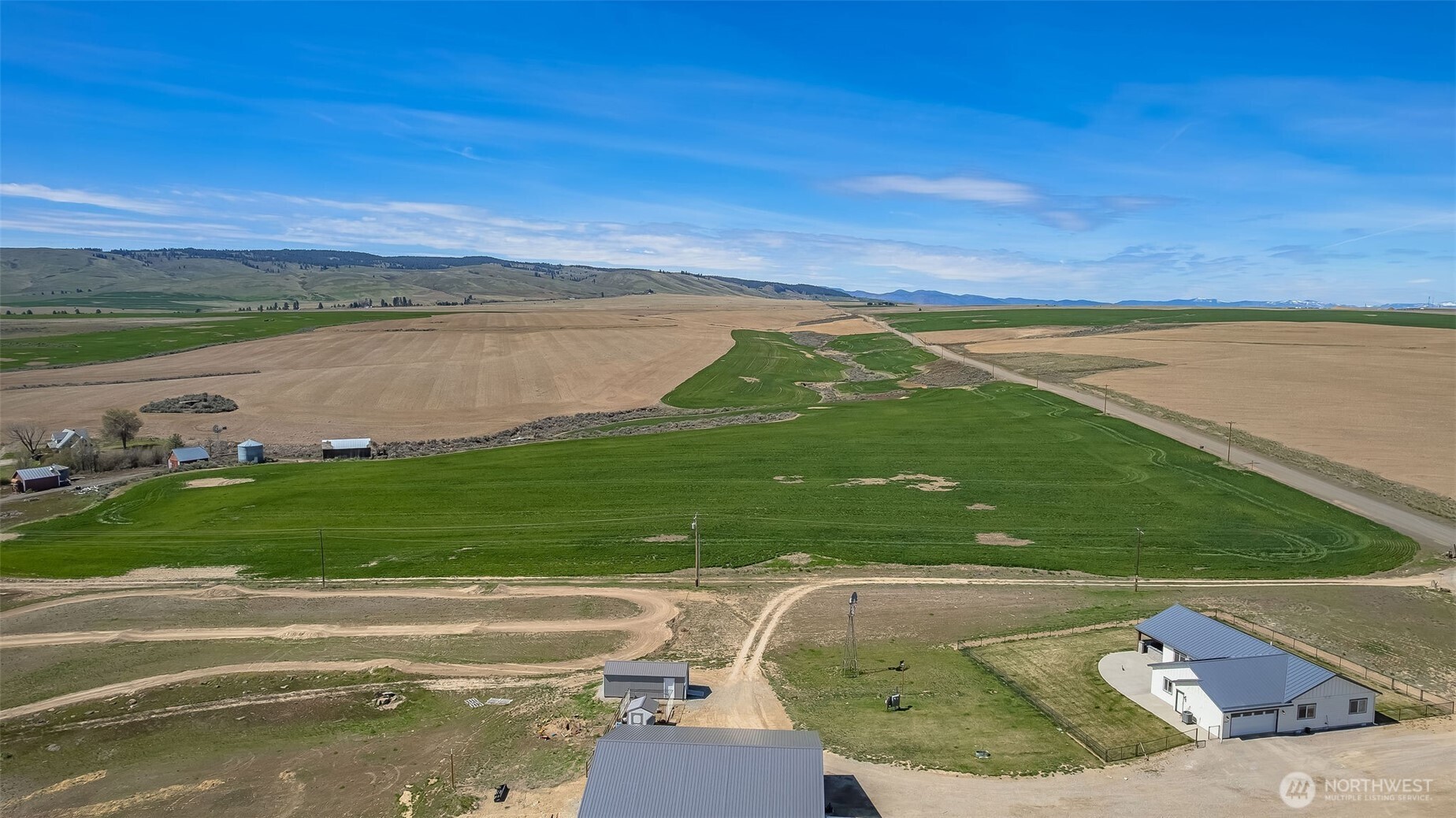 0 Nna Waterville, WA 98858 - Photo 15 of 20 a view of a lake from a yard