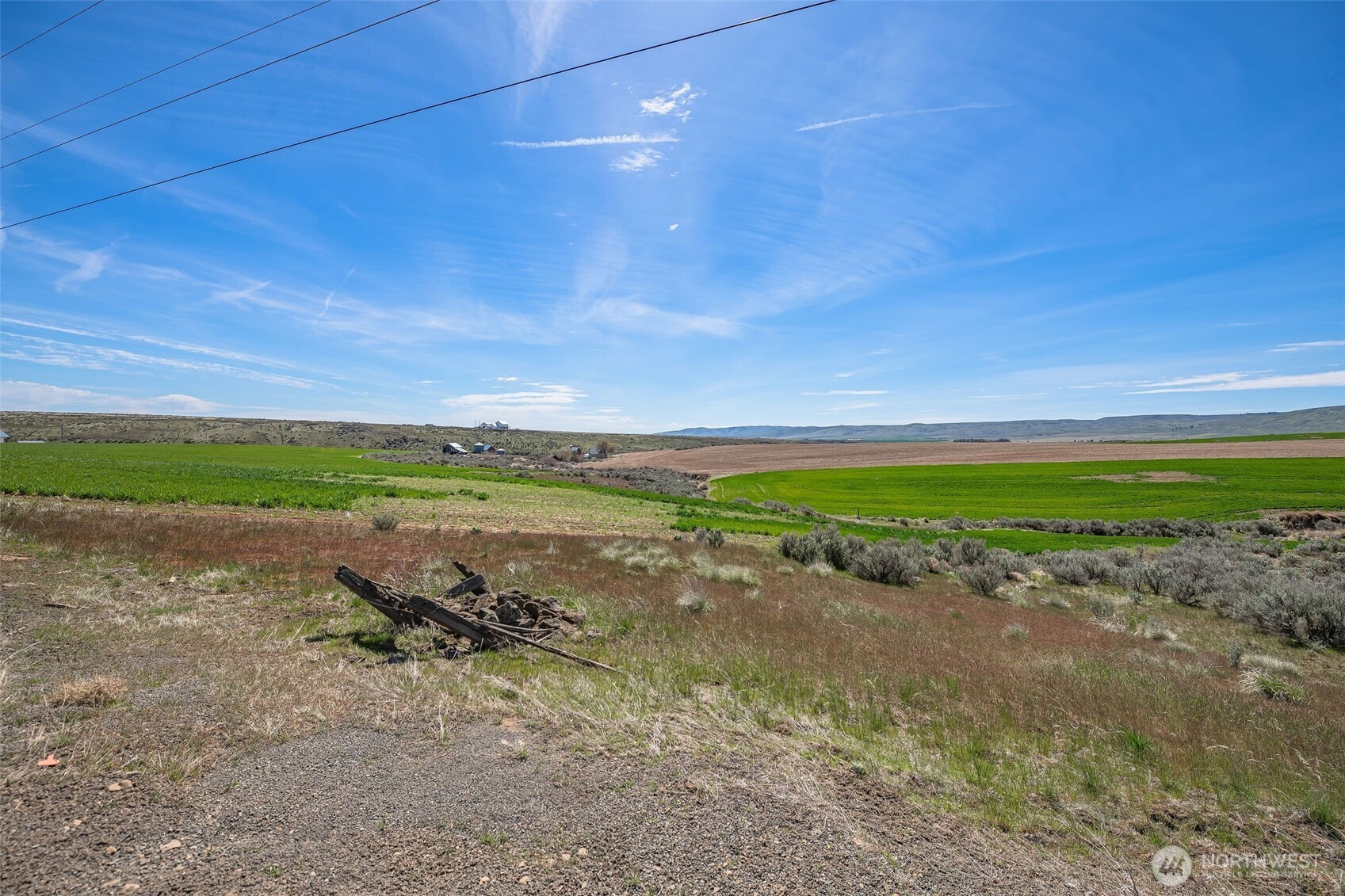 0 Nna Waterville, WA 98858 - Photo 5 of 20 a view of a road with an ocean view