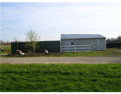 10431 Chenoweth Road South Charleston, OH 45368 - Photo 2 of 6