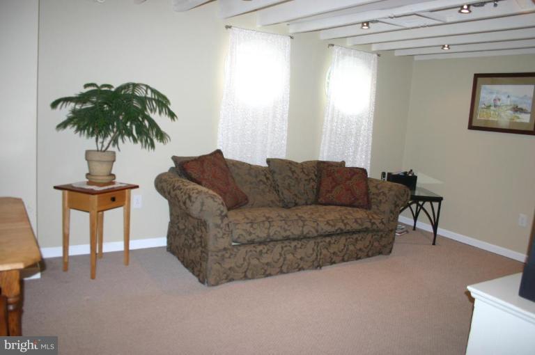 629 Dunkirk Road Baltimore, MD 21212 - Photo 7 of 18 Bright & CHeery Lower Level