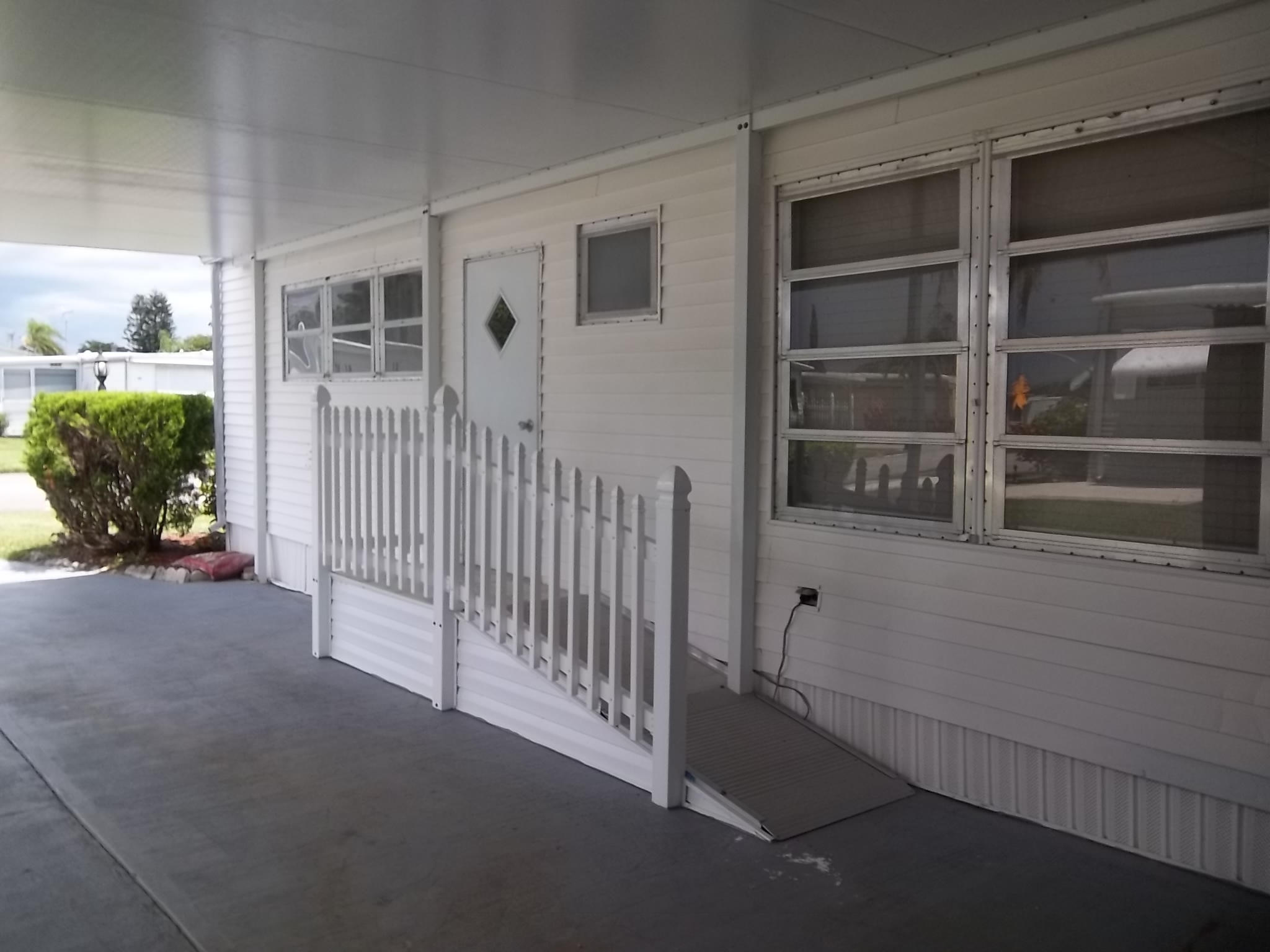 1610 Southwest 64th Way Boca Raton, FL 33428 - Photo 2 of 23 100_1420