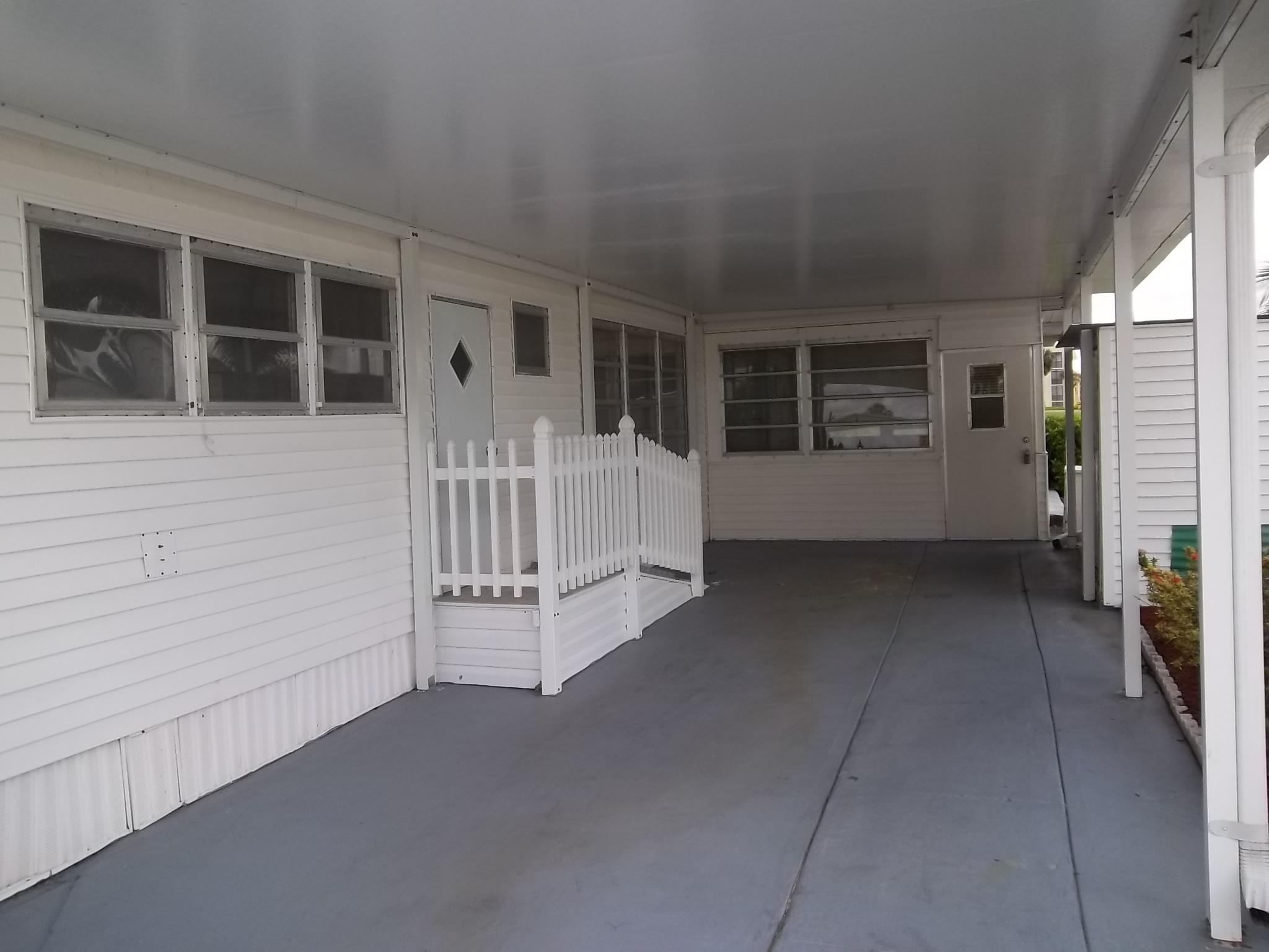 1610 Southwest 64th Way Boca Raton, FL 33428 - Photo 4 of 23 100_1434