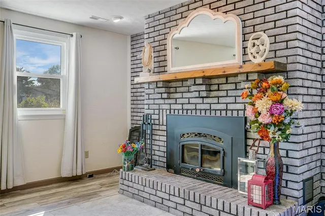 $400,000 | 301 Adams Drive, Waterloo, IL 62298