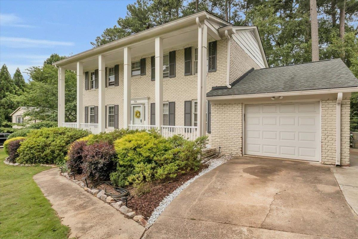 726 Hardimont Road Raleigh, NC 27609 - Photo 4 of 30 Photo 4