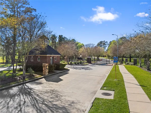 $329,900 | 802 Cypresswood Bough, Spring, TX 77373