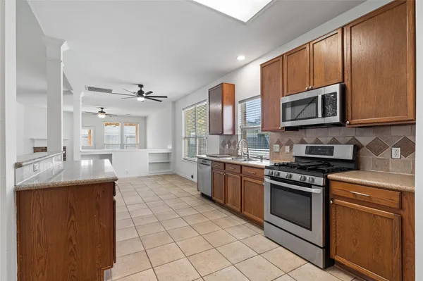 $329,900 | 802 Cypresswood Bough, Spring, TX 77373