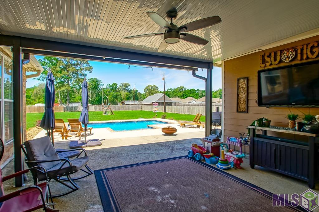 8230 Elliot Road St. George, LA 70817 - Photo 11 of 13 Gallery Image 11