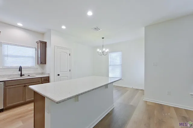 $2,050 | 110 Hendrix Road, Carencro, LA 70520