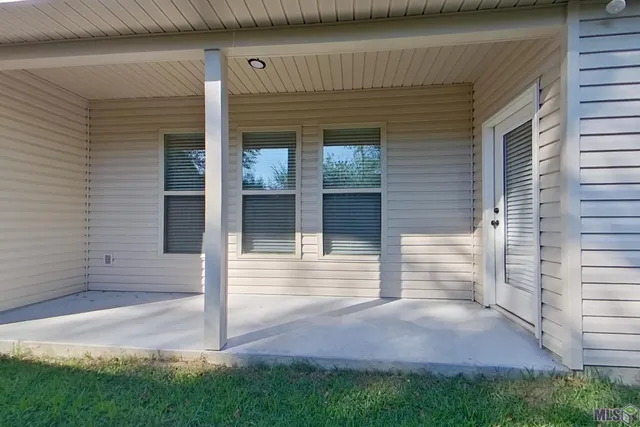 $2,050 | 110 Hendrix Road, Carencro, LA 70520