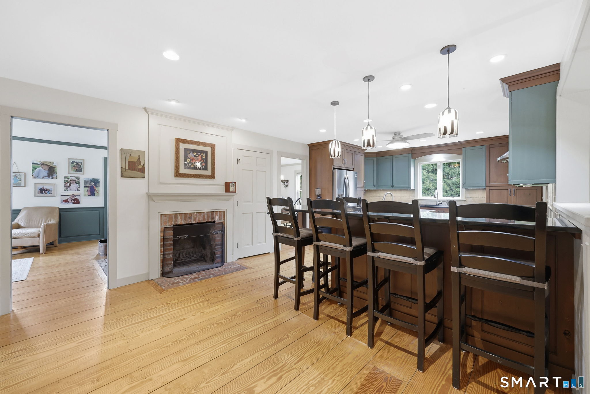 64 Tolland Farms Road Tolland, CT 06084 - Photo 7 of 33 Fireplace and Breakfast Nook