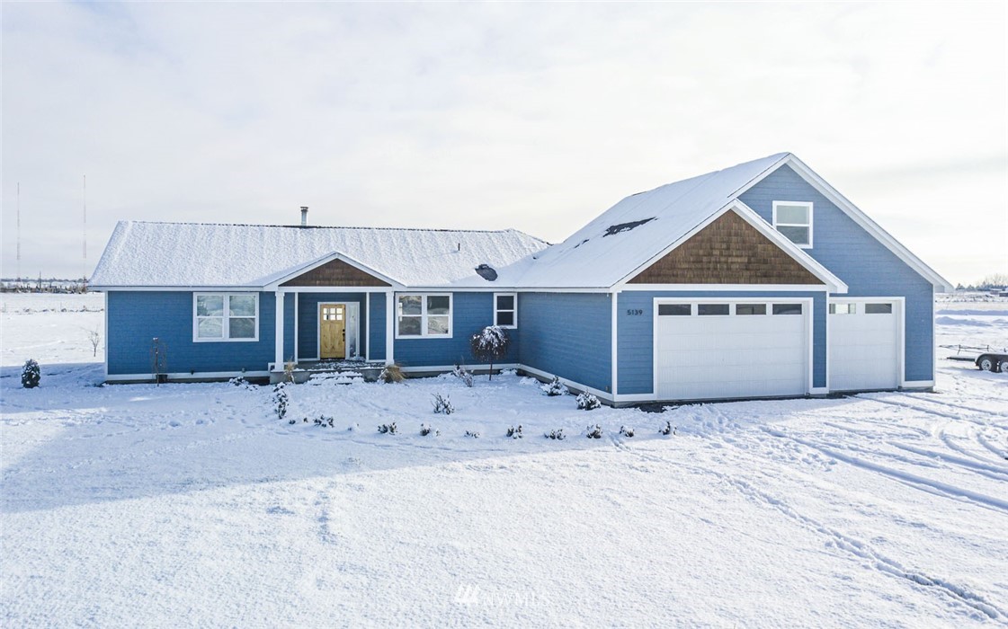 5139 Rd E 7 Northeast Moses Lake, WA 98837 - Photo 1 of 40 Gallery Image 1