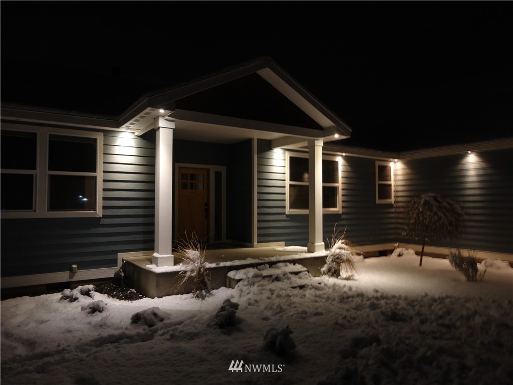 5139 Rd E 7 Northeast Moses Lake, WA 98837 - Photo 4 of 40 Gallery Image 4