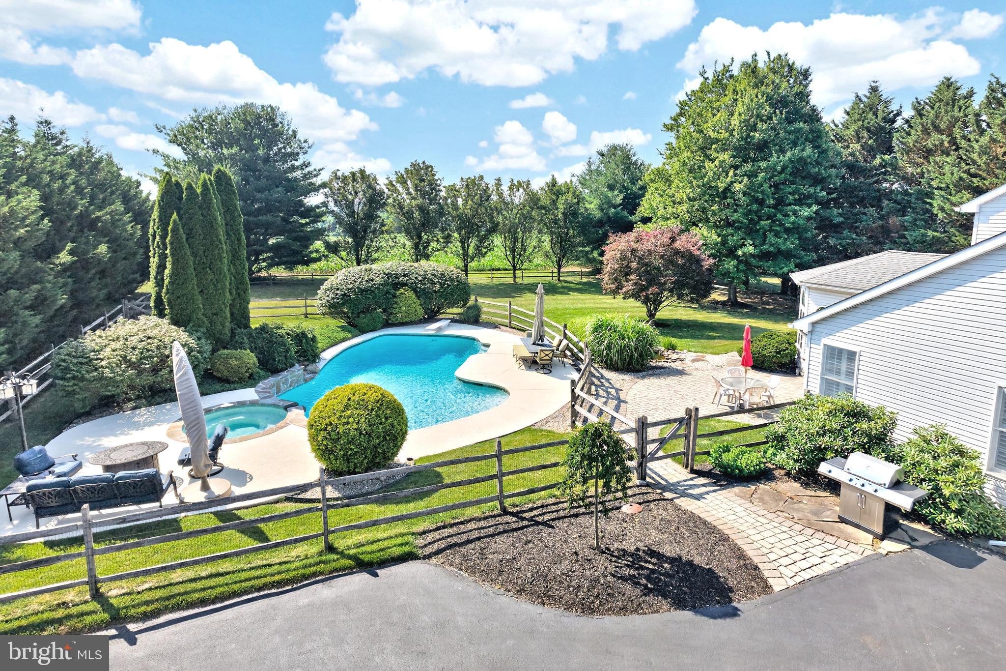 435 Milford Road Downingtown, PA 19335 - Photo 4 of 54