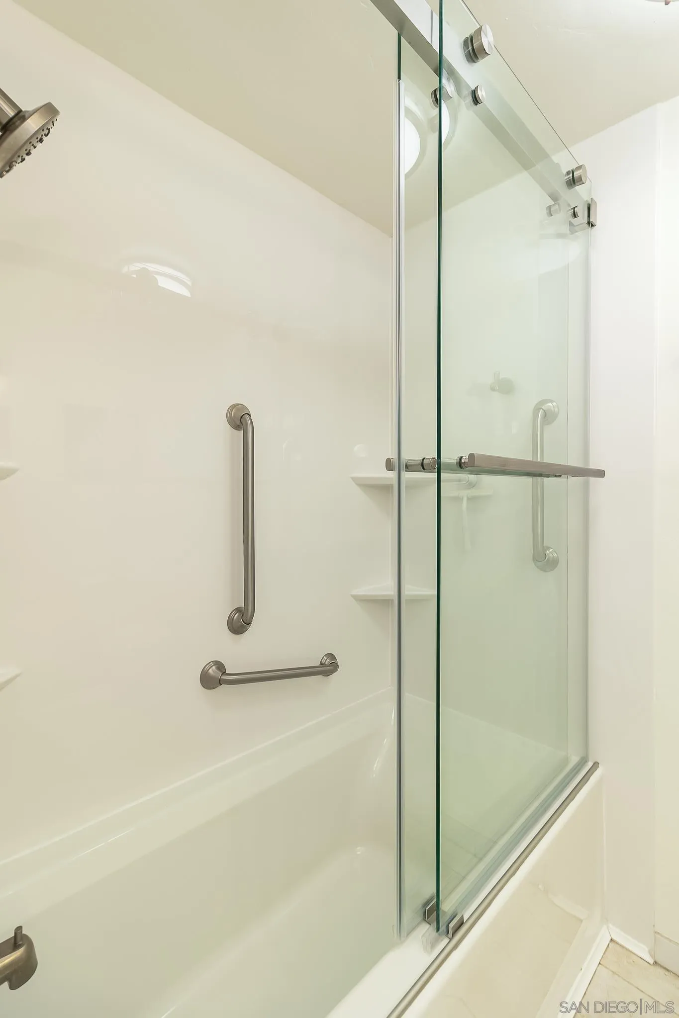 3606 Vista Rey, Unit 16 Oceanside, CA 92057 - Photo 22 of 26 Gallery Image 22